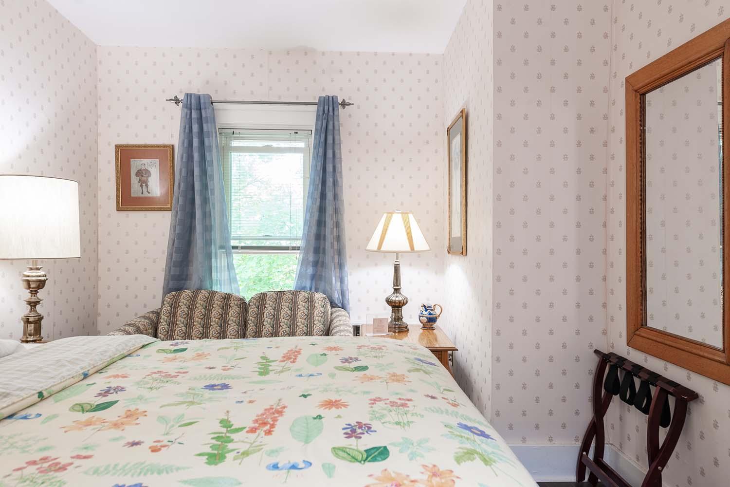 Stone Maiden Hotel 3*