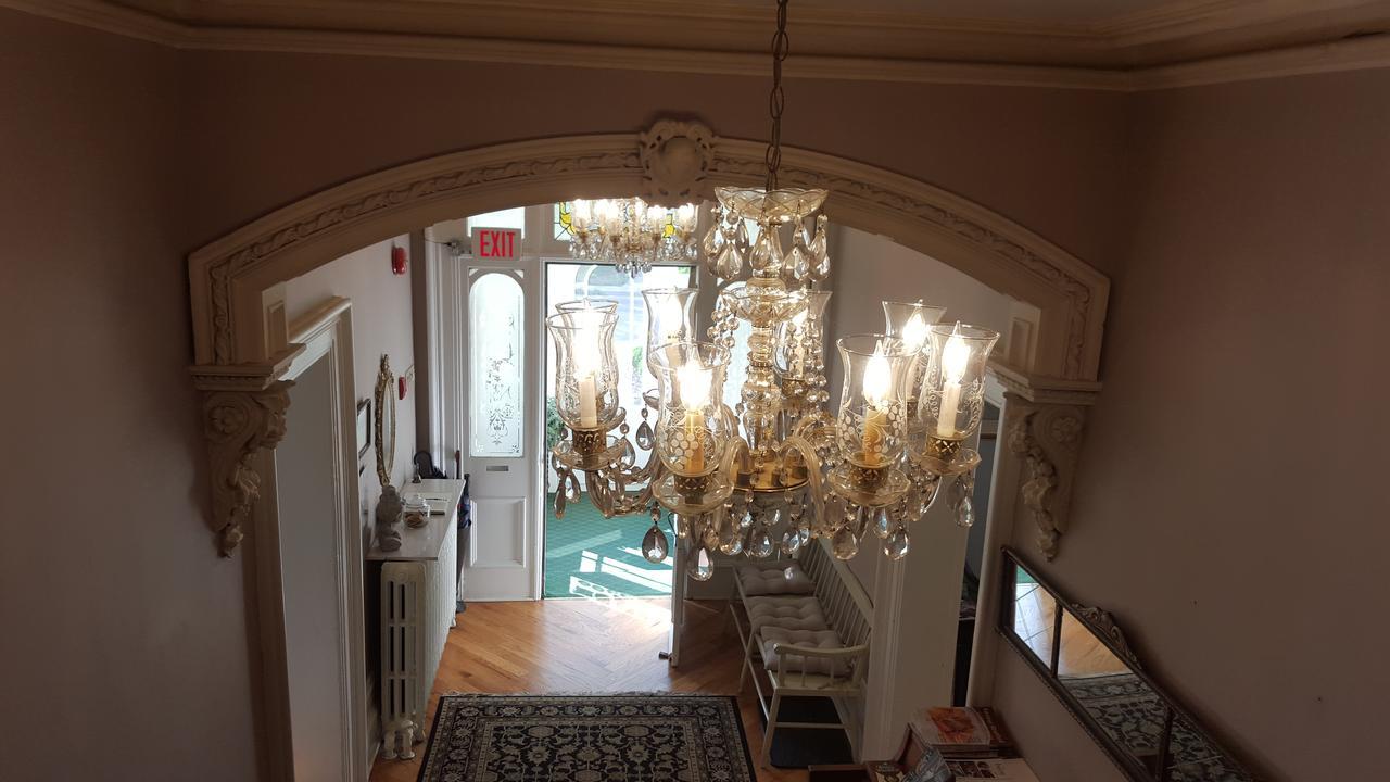 Stone Maiden Hotel 3*